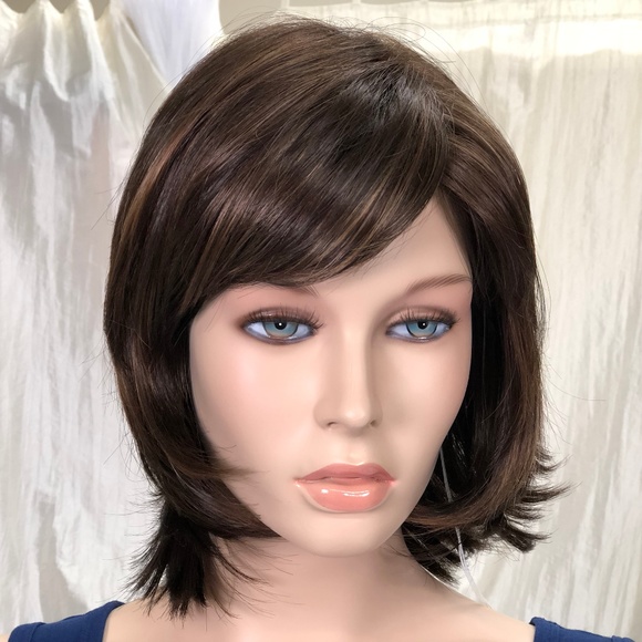 NWT Dark Brown with Honey Mid Length Layered Wig - Picture 4 of 8